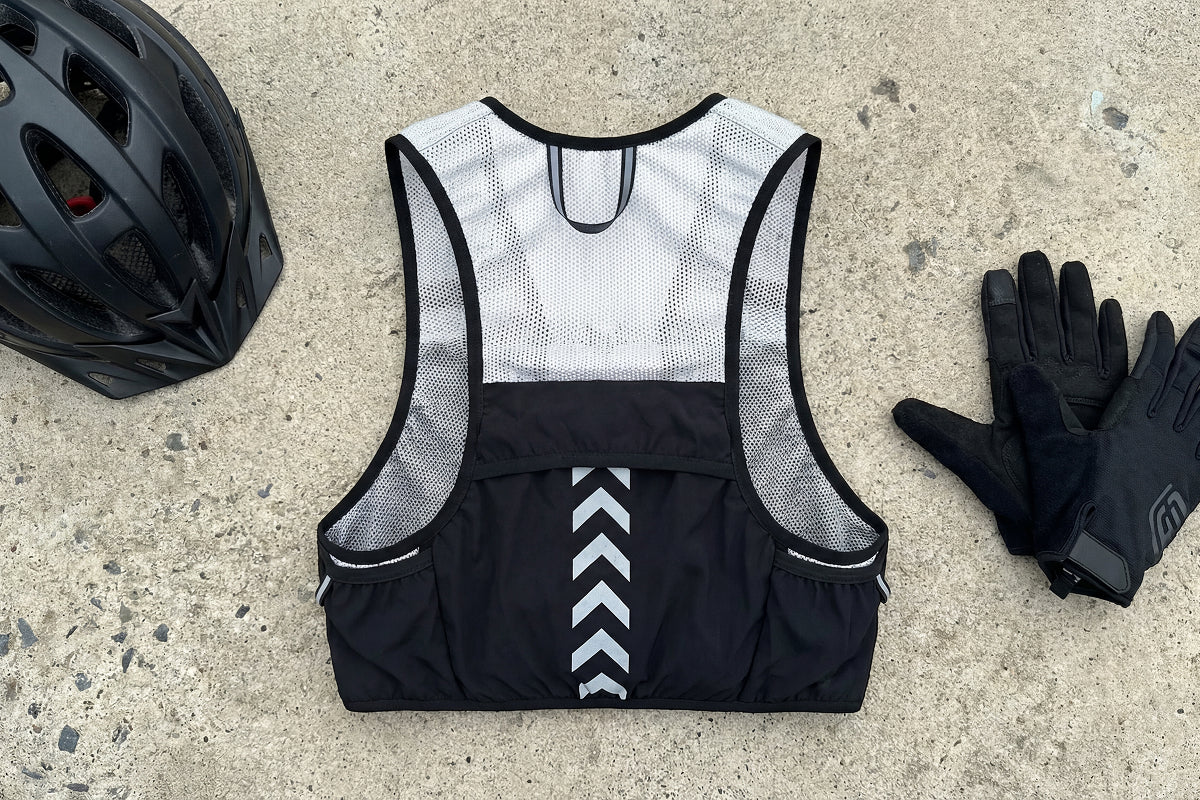 VetixMi Hydration Running Vest 108g Ultralight Waterproof Breathable Mesh for Night Running